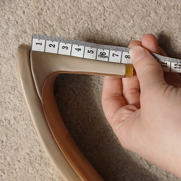 XIX Nineteen Size 9 Beige/cream Heels with Bows - Picture 10 of 11